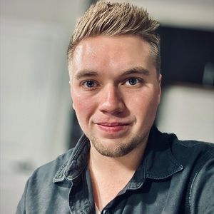 Meet your Posher, Jayme